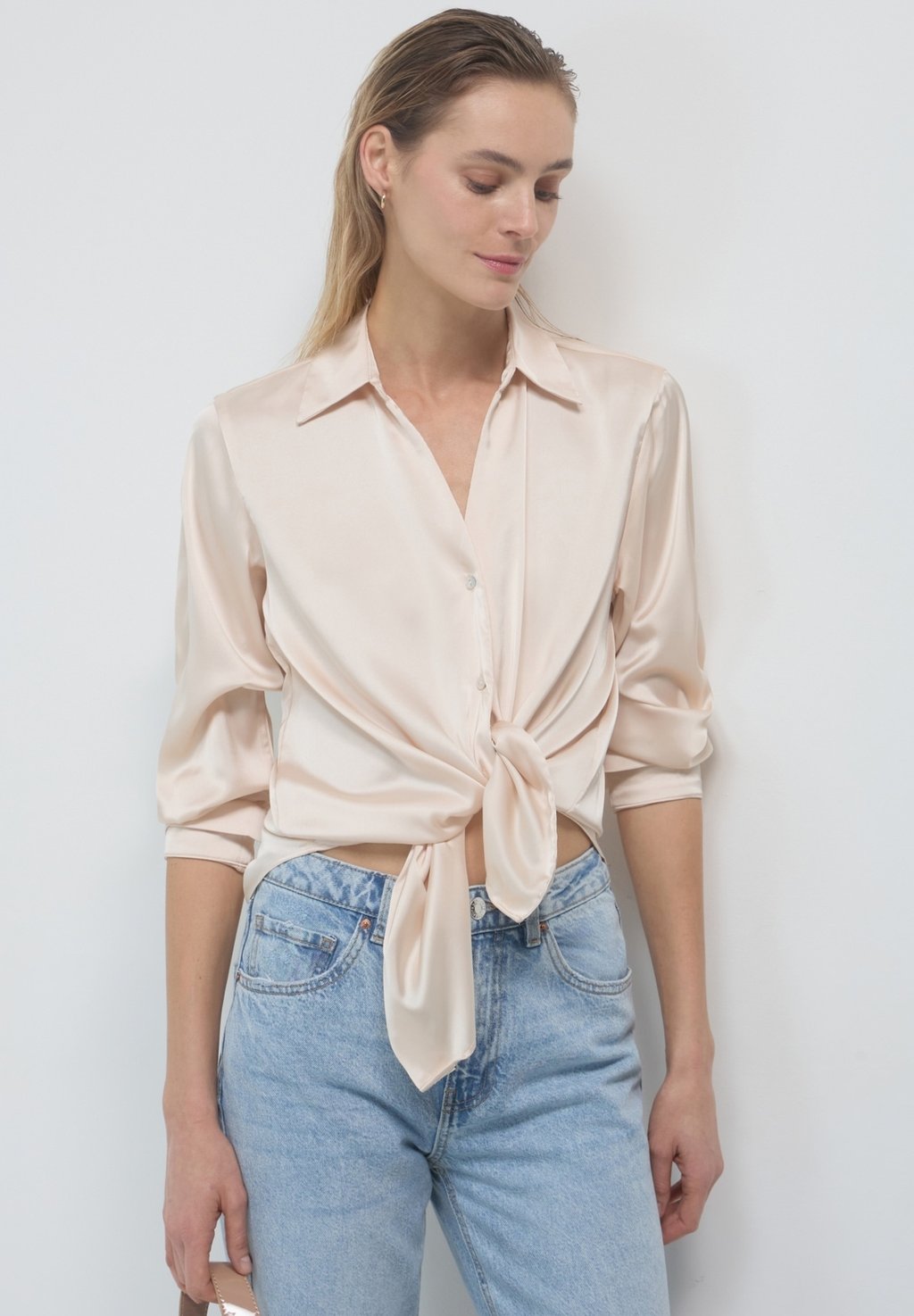 Блузка на пуговицах SIMIL Calliope, бежевый
Блузка на пуговицах SIMIL Calliope, бежевый