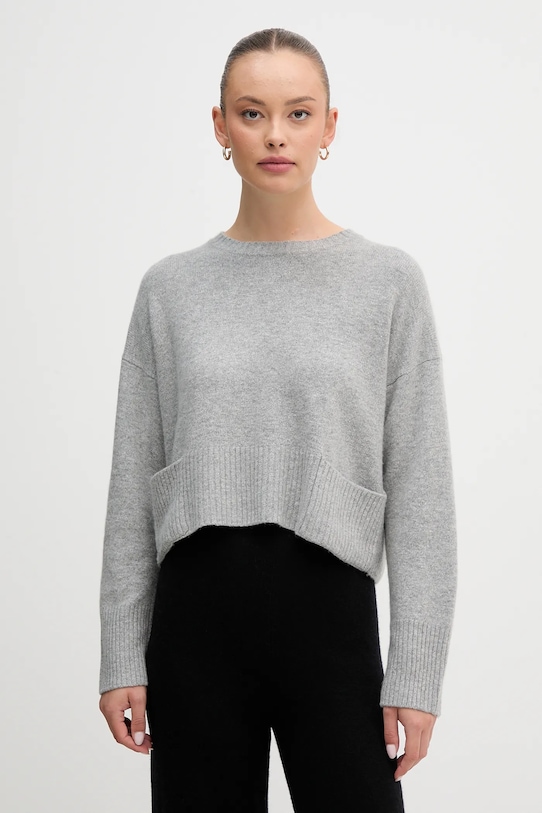 Свитер из смесовой шерсти United Colors Of Benetton, серый
Свитер из смесовой шерсти United Colors Of Benetton, серый