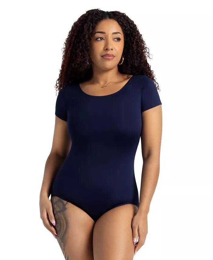 Базовый женский командный купальник с короткими рукавами Capezio, синий
Базовый женский командный купальник с короткими рукавами Capezio, синий