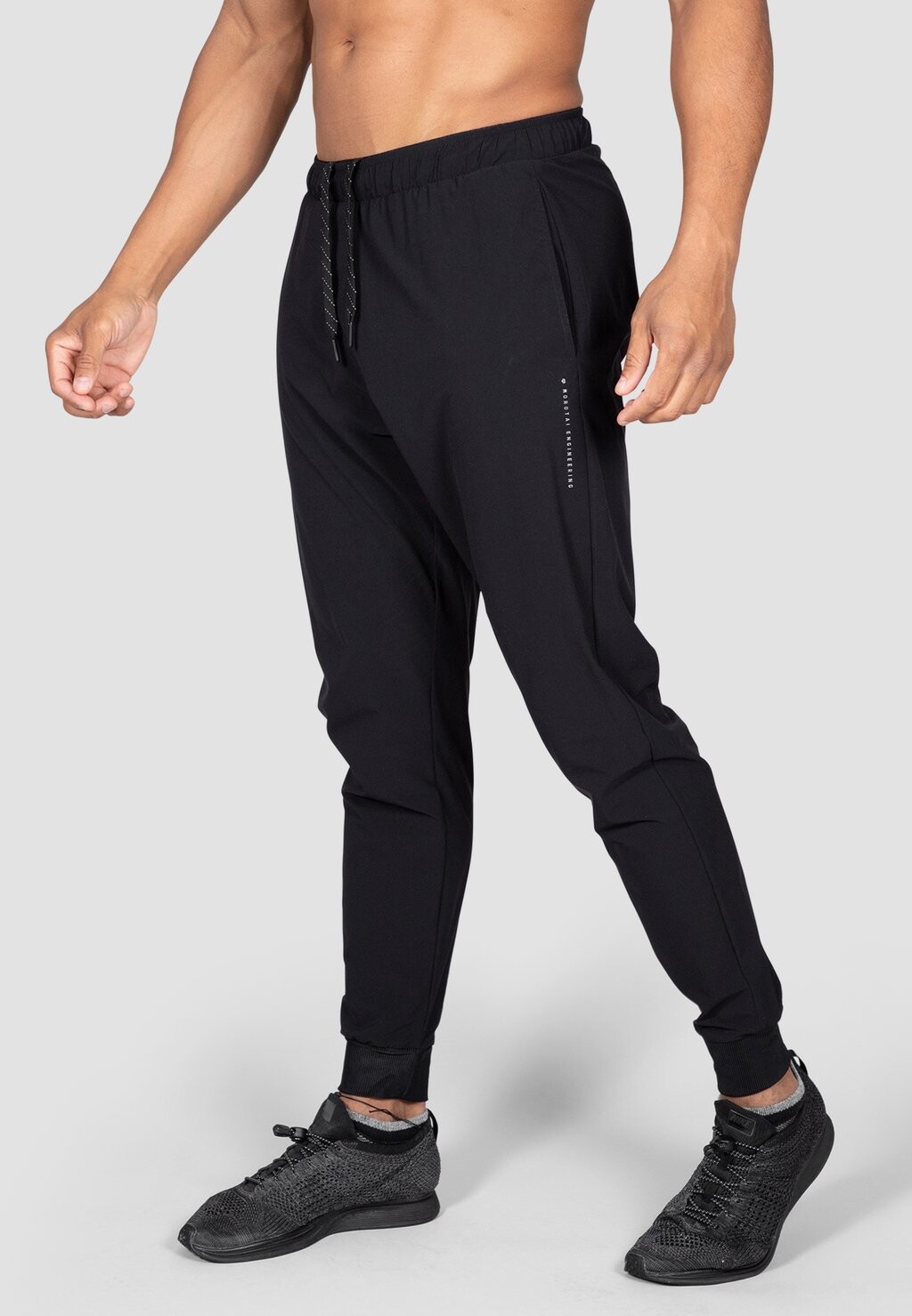 Спортивные штаны MOROTAI, цвет schwarz
Спортивные штаны MOROTAI, цвет schwarz