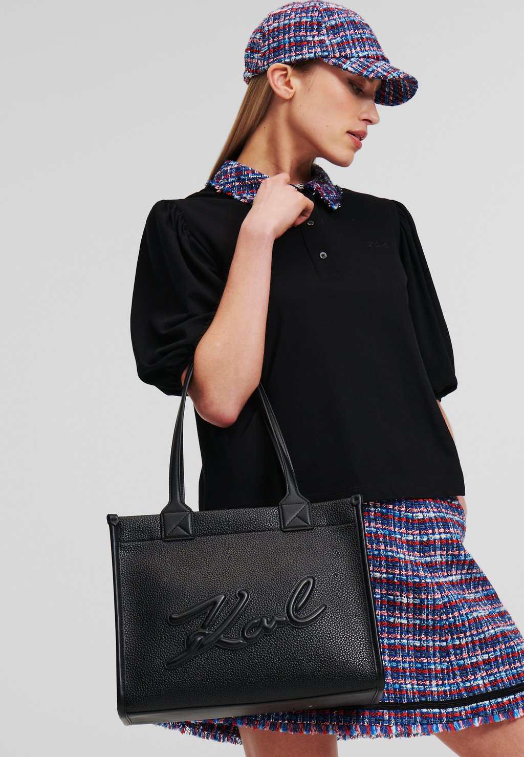 Сумка-тоут SKUARE GRAINY KARL LAGERFELD, черный
Сумка-тоут SKUARE GRAINY KARL LAGERFELD, черный