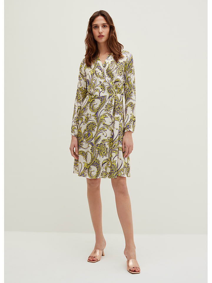 Длинное платье STEFANEL, цвет weiß/gelb/lila
Длинное платье STEFANEL, цвет weiß/gelb/lila