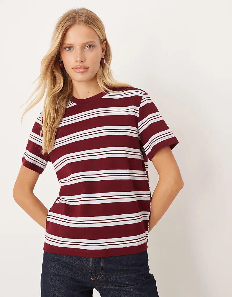 Футболка Mango в бордовую полоску
Футболка Mango в бордовую полоску