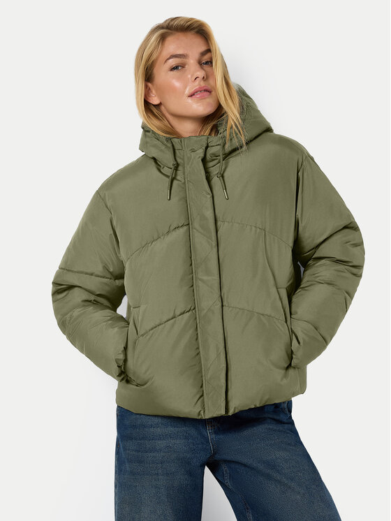 Пуховик стандартного кроя Noisy May, зеленый
Пуховик стандартного кроя Noisy May, зеленый