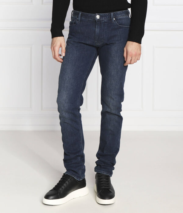 Джинсы мужские Emporio Armani зауженного кроя, синий
Джинсы мужские Emporio Armani зауженного кроя, синий