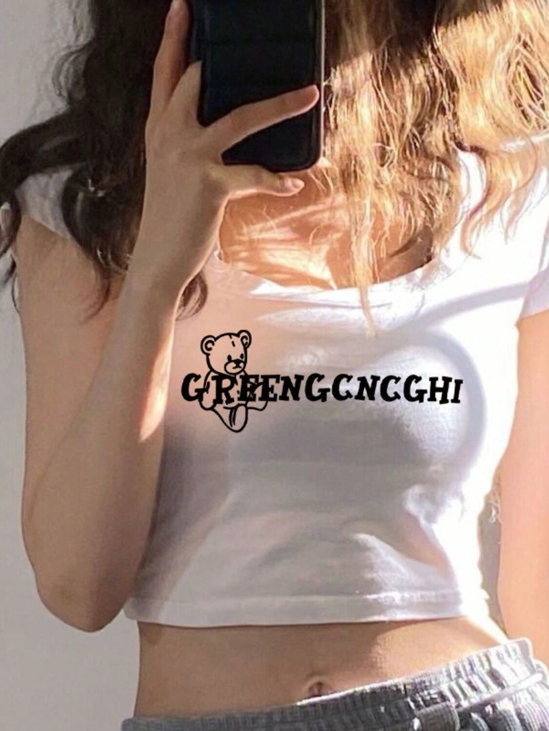 Женская рубашка, модный укороченный топ, широкий вырез, мягкая ткань, легкая и удобная, белый цвет
Женская рубашка, модный укороченный топ, широкий вырез, мягкая ткань, легкая и удобная, белый цвет