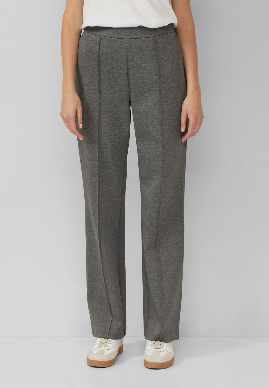 Брюки s.Oliver MIT ELASTIKBUND UND BIESEN IM RELAXED FIT, Graphit/Dark Grey
Брюки s.Oliver MIT ELASTIKBUND UND BIESEN IM RELAXED FIT, Graphit/Dark Grey