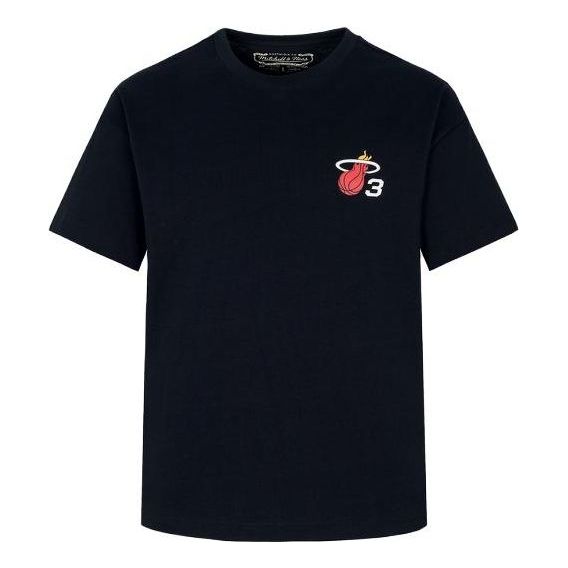 Футболка Mitchell & Ness x NBA Miami Heat Logo T-shirt 'Dwyane Wade 3', черный
Футболка Mitchell & Ness x NBA Miami Heat Logo T-shirt 'Dwyane Wade 3', черный