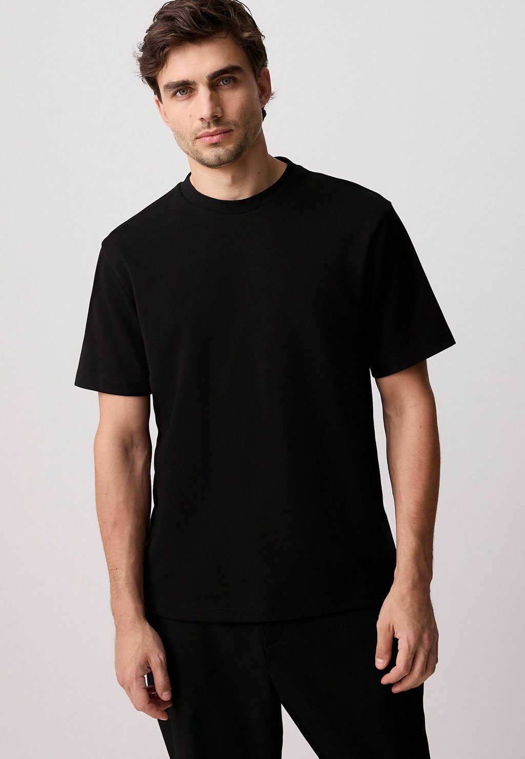 Базовая футболка SMART SOFT TOUCH HEAVYWEIGHT Next, черный
Базовая футболка SMART SOFT TOUCH HEAVYWEIGHT Next, черный