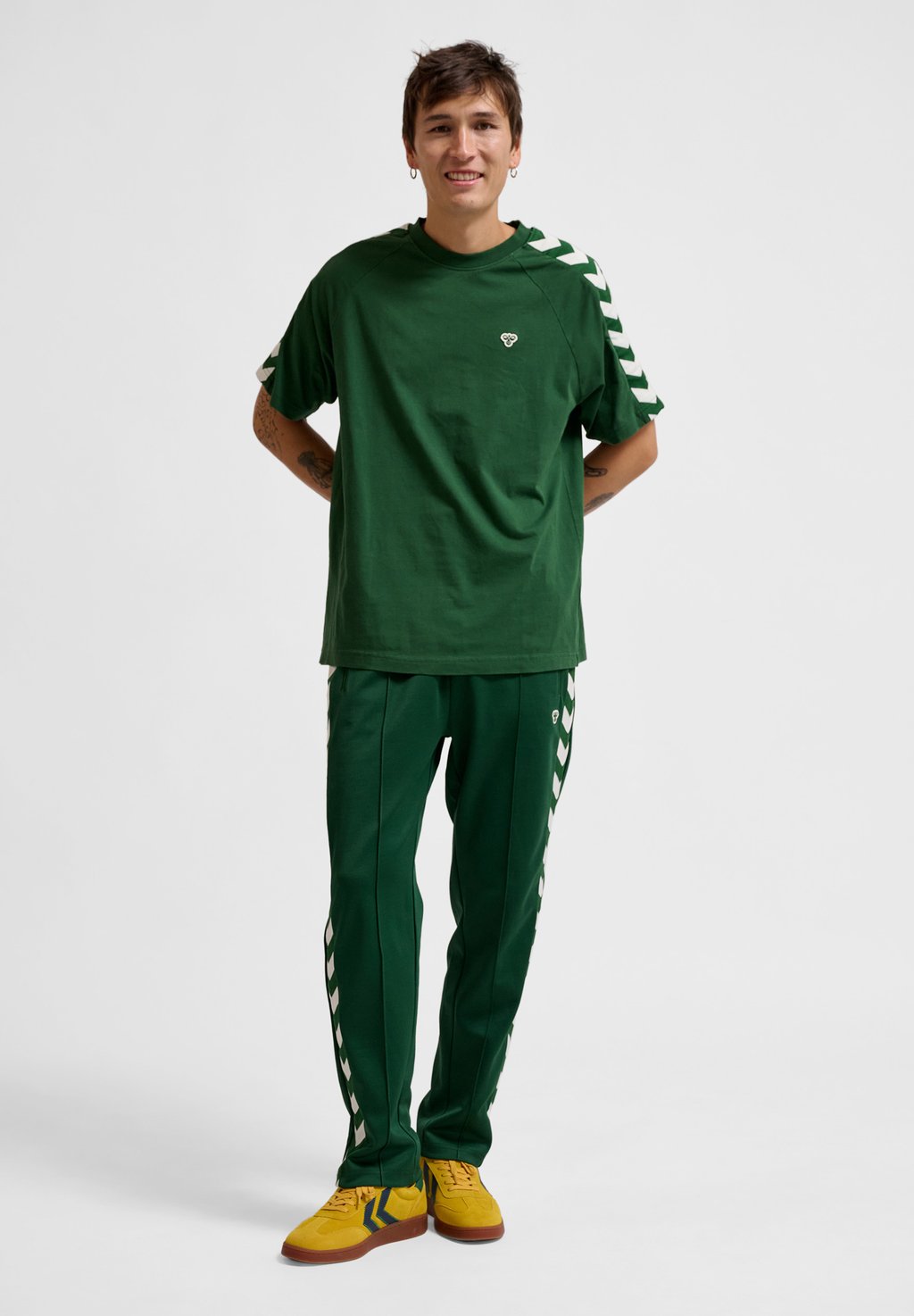 Футболка с принтом ARCHIVE Hummel, зеленый
Футболка с принтом ARCHIVE Hummel, зеленый