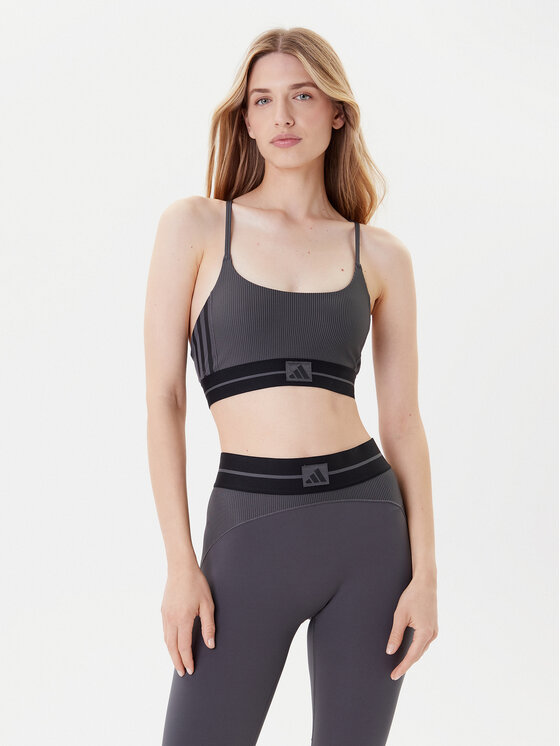 Спортивный бюстгальтер slim fit Hyperglam JN2661 Adidas, серый
Спортивный бюстгальтер slim fit Hyperglam JN2661 Adidas, серый