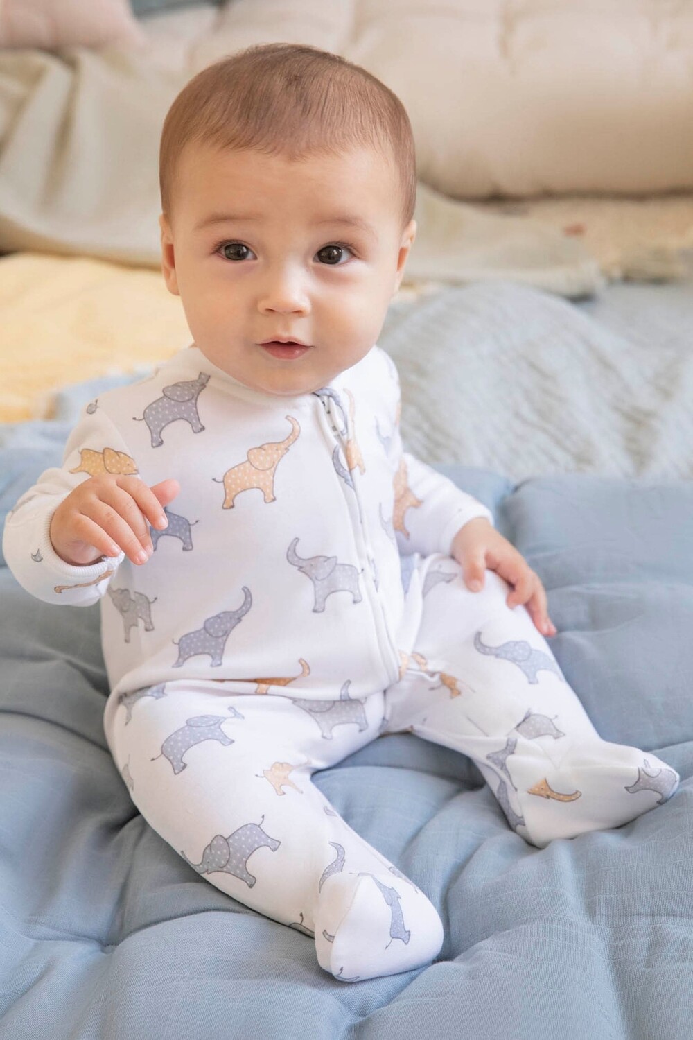 Хлопковый детский комбинезон с принтом и застежкой-молнией Jojo Maman Bébé, мультиколор
Хлопковый детский комбинезон с принтом и застежкой-молнией Jojo Maman Bébé, мультиколор