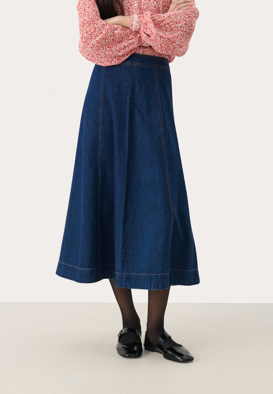 Юбка Part Two PETRINA, Dark Vintage Denim/Dark-Blue Denim
Юбка Part Two PETRINA, Dark Vintage Denim/Dark-Blue Denim