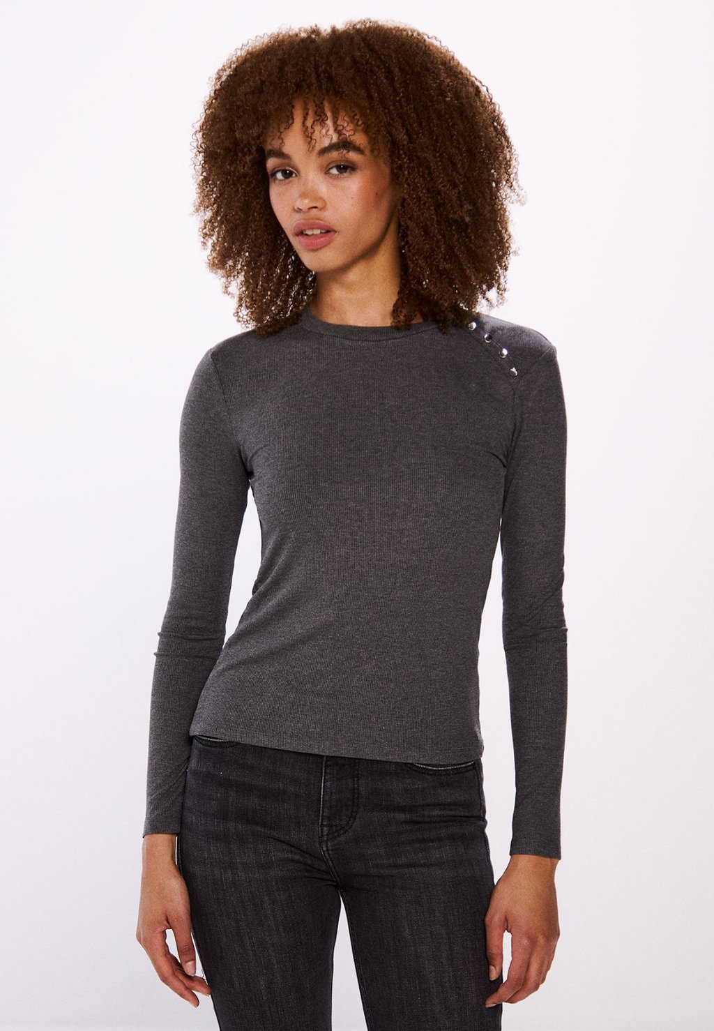 Топ с длинными рукавами Springfield, темно-серый
Топ с длинными рукавами Springfield, темно-серый