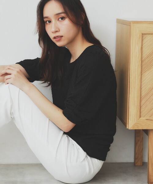 Топ из жаккардовой ткани с зернистой текстурой и сборками Index, черный
Топ из жаккардовой ткани с зернистой текстурой и сборками Index, черный