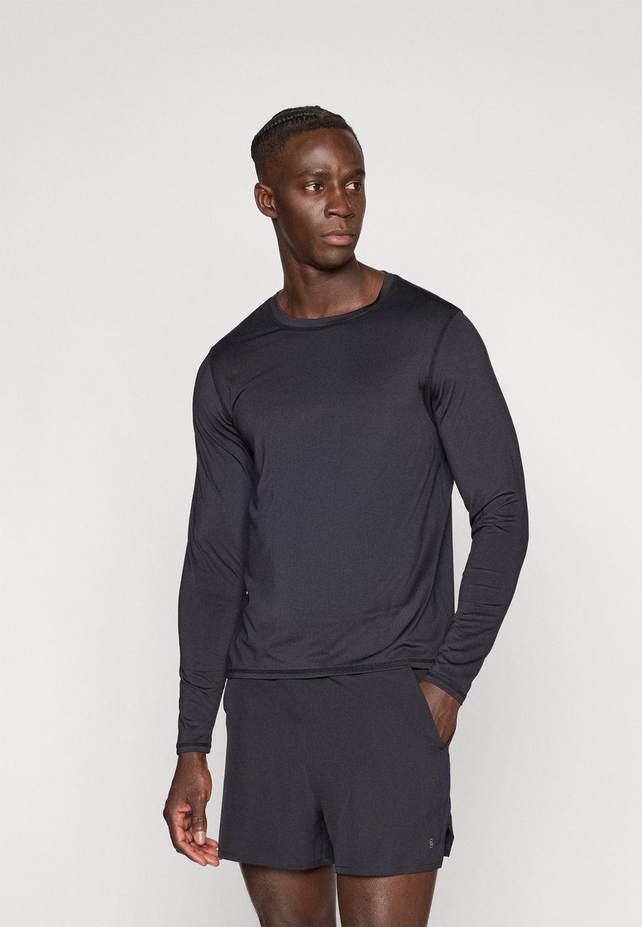 Топ Pier One Sport FITTED LONG SLEEVE LIGHT WEIGHT TOP, Black
Топ Pier One Sport FITTED LONG SLEEVE LIGHT WEIGHT TOP, Black