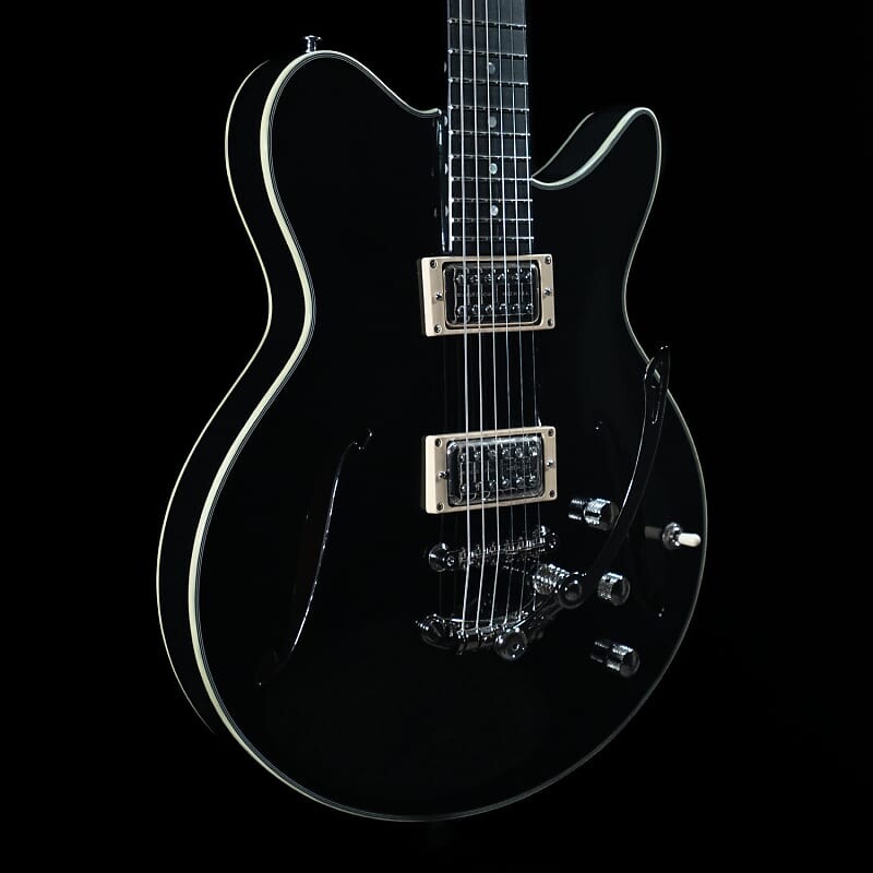 Электрогитара Eastman Romeo NYC, Laminated Spruce and Maple, Seymour Duncan Psyclone Filtertrons - NEW
Электрогитара Eastman Romeo NYC, Laminated Spruce and Maple, Seymour Duncan Psyclone Filtertrons - NEW