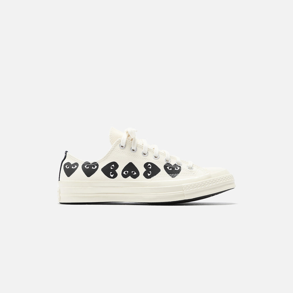 Кроссовки Comme Des Garçons Play x Converse Multi Heart Low Top, цвет Beige/Black
Кроссовки Comme Des Garçons Play x Converse Multi Heart Low Top, цвет Beige/Black