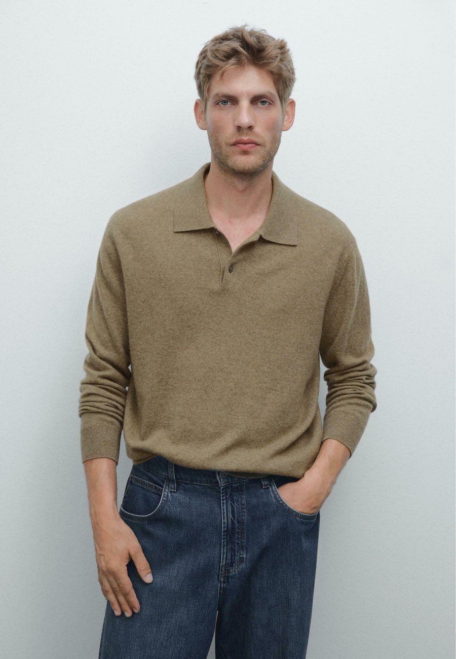 Поло Massimo Dutti CASHMERE LONG SLEEVE POLO COLLAR, Khaki
Поло Massimo Dutti CASHMERE LONG SLEEVE POLO COLLAR, Khaki