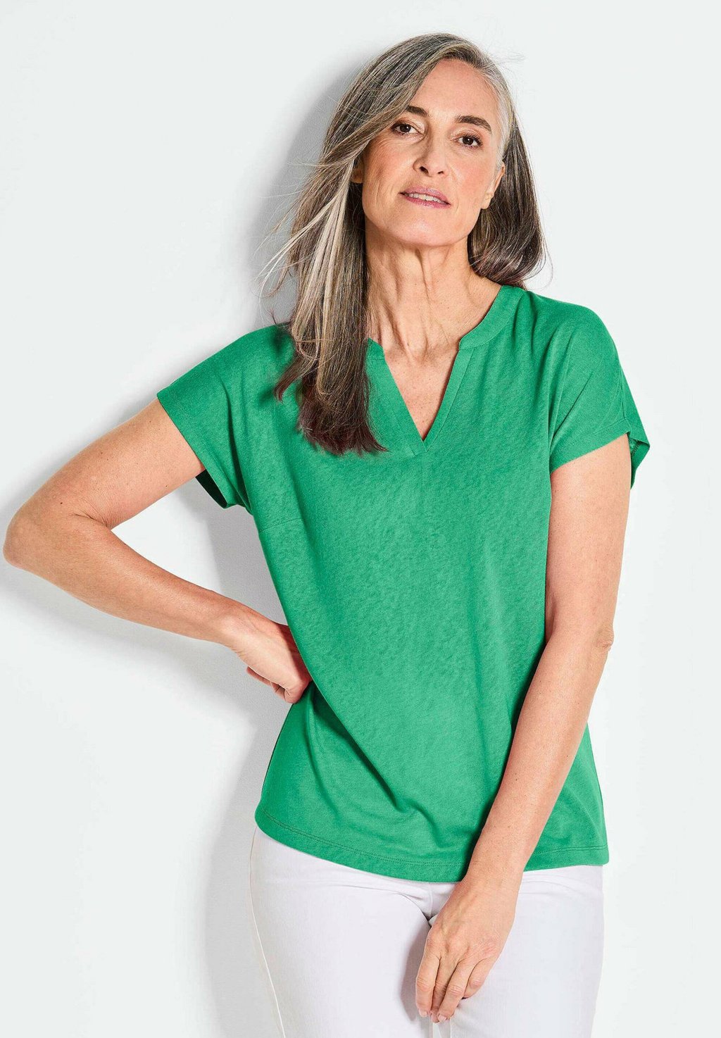 Базовая футболка GOLDNER, зеленый
Базовая футболка GOLDNER, зеленый