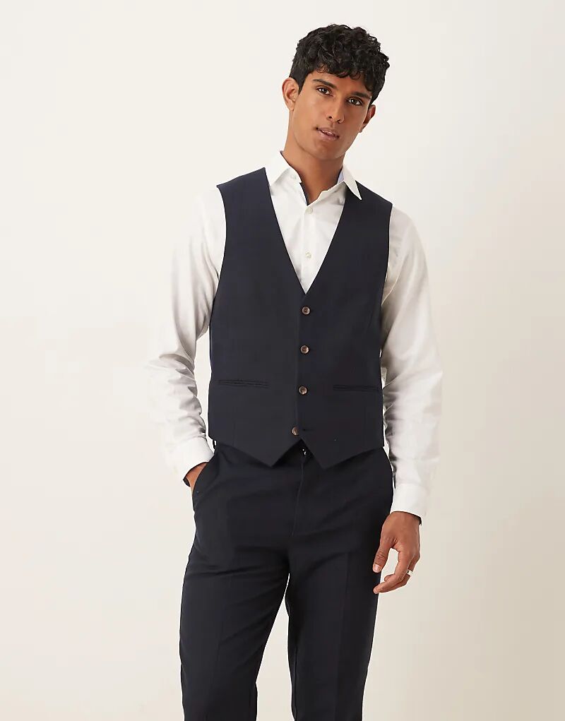 Жилет ASOS DESIGN из темно-синего шерстяного материала с узором «в ёлочку» 
Жилет ASOS DESIGN из темно-синего шерстяного материала с узором «в ёлочку»