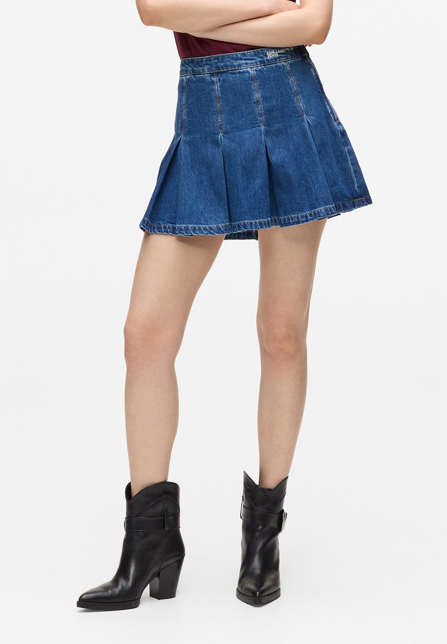 Юбка Karl Lagerfeld Jeans PLEATED DENIM MINI, Dark Blue
Юбка Karl Lagerfeld Jeans PLEATED DENIM MINI, Dark Blue