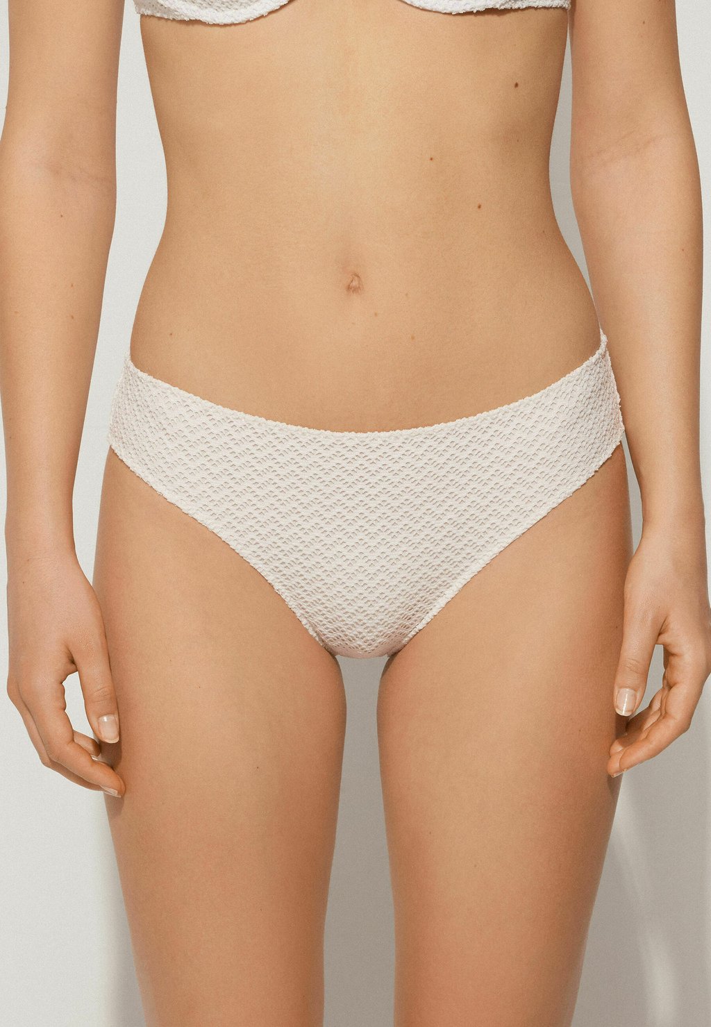 Плавки бикини Tezenis, кремовый
Плавки бикини Tezenis, кремовый