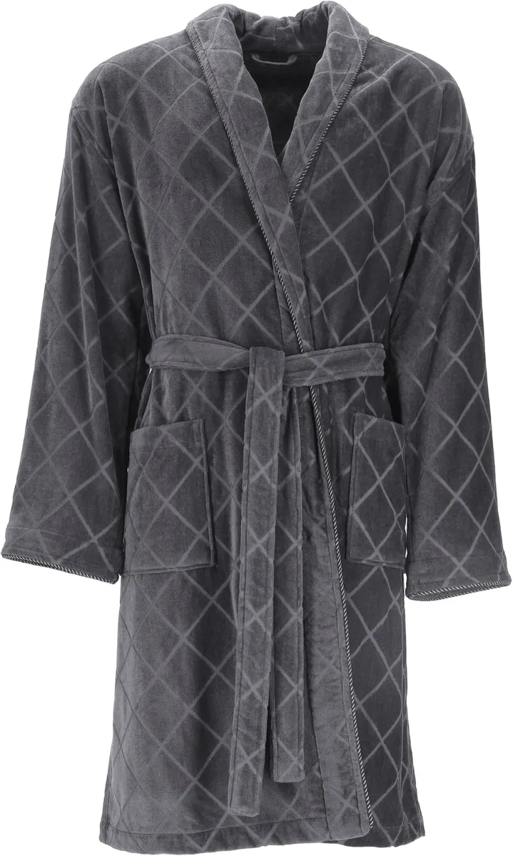 Мужской халат Vossen "Barron" (1 шт.), с шалевым воротником, ромбовидный дизайн, цвет Graphit
Мужской халат Vossen "Barron" (1 шт.), с шалевым воротником, ромбовидный дизайн, цвет Graphit