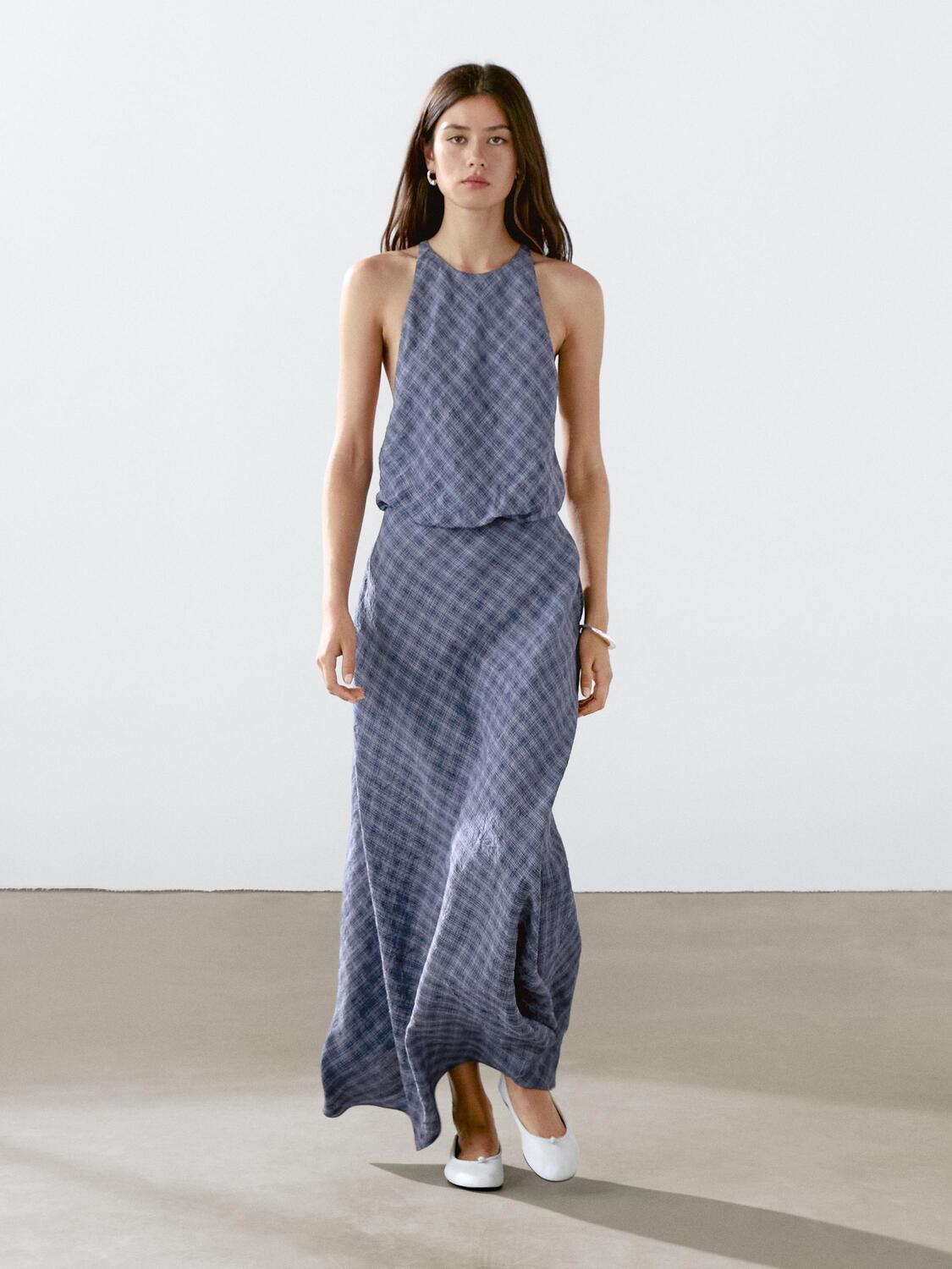 Длинное клетчатое платье с деталью на спине Massimo Dutti, Ink Blue
Длинное клетчатое платье с деталью на спине Massimo Dutti, Ink Blue