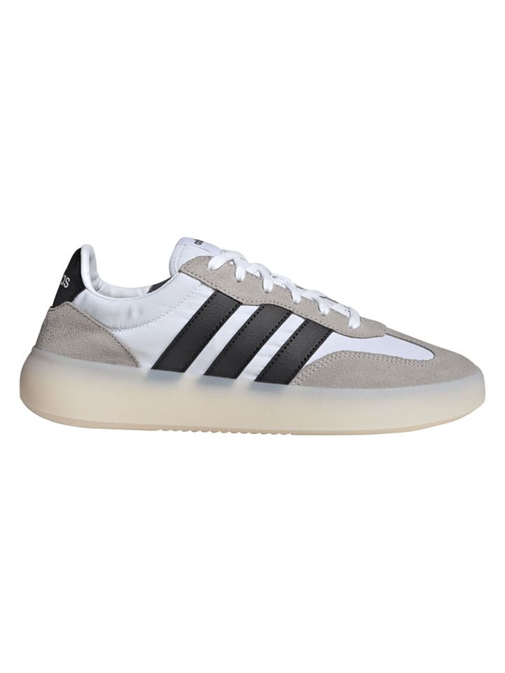 Adidas Кожаные кроссовки "Barreda Decode" в бежево-черно-белой цветовой гамме
Adidas Кожаные кроссовки "Barreda Decode" в бежево-черно-белой цветовой гамме