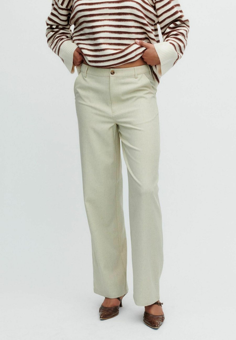 Брюки Résumé FANNIE, Light Sand/Beige
Брюки Résumé FANNIE, Light Sand/Beige