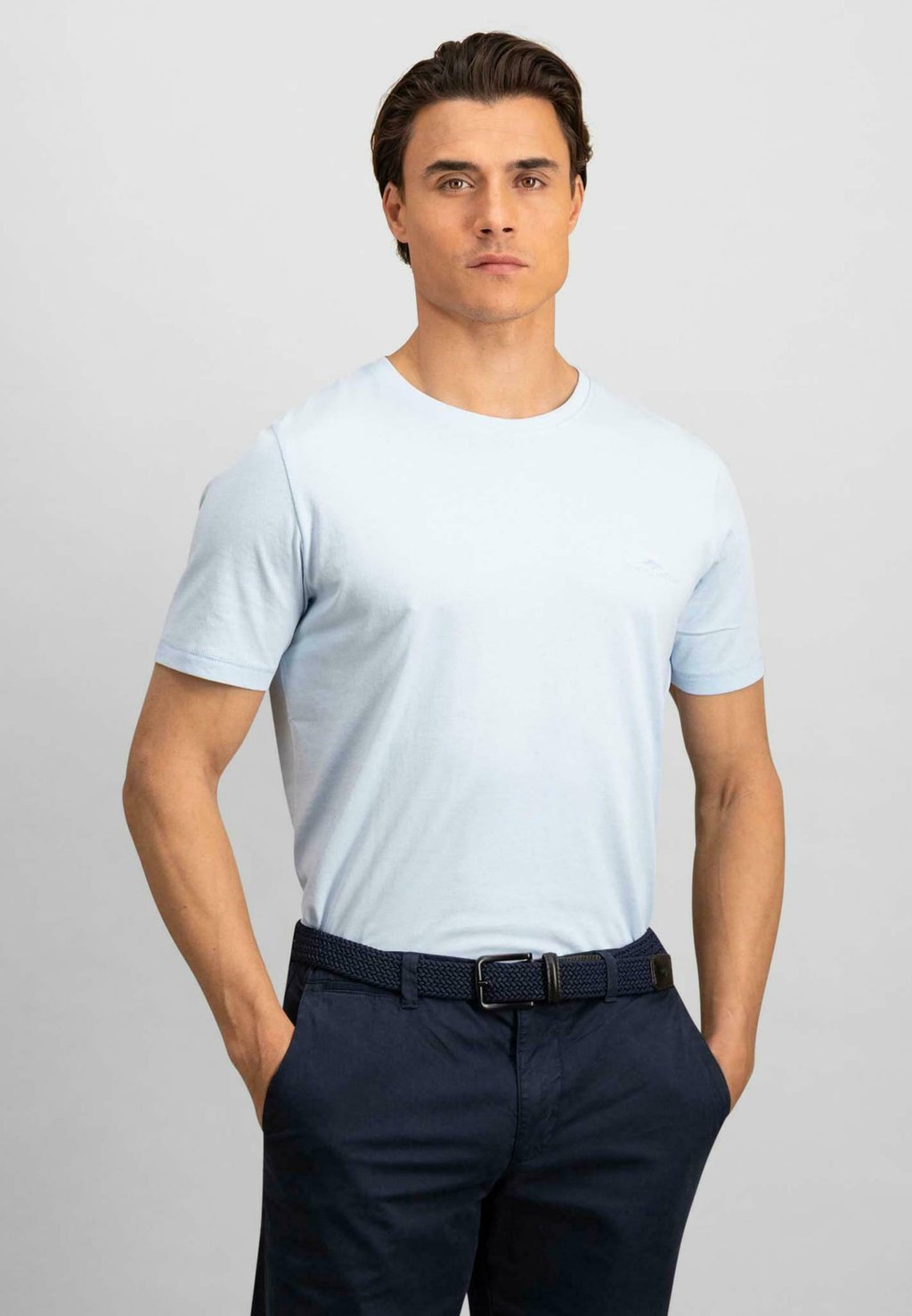 Базовая футболка Fynch-Hatton, светло-голубой
Базовая футболка Fynch-Hatton, светло-голубой