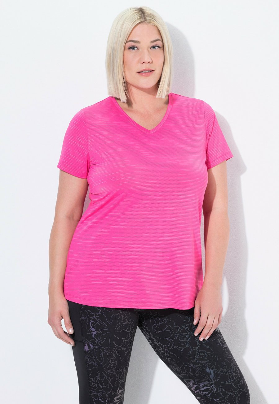 Футболка Ulla Popken SHORT SLEEVE PERFORMANCE , Pale Heather/Lilac, Фиолетовый, Футболка Ulla Popken SHORT SLEEVE PERFORMANCE , Pale Heather/Lilac
Футболка Ulla Popken SHORT SLEEVE PERFORMANCE , Pale Heather/Lilac, Фиолетовый, Футболка Ulla Popken SHORT SLEEVE PERFORMANCE , Pale Heather/Lilac