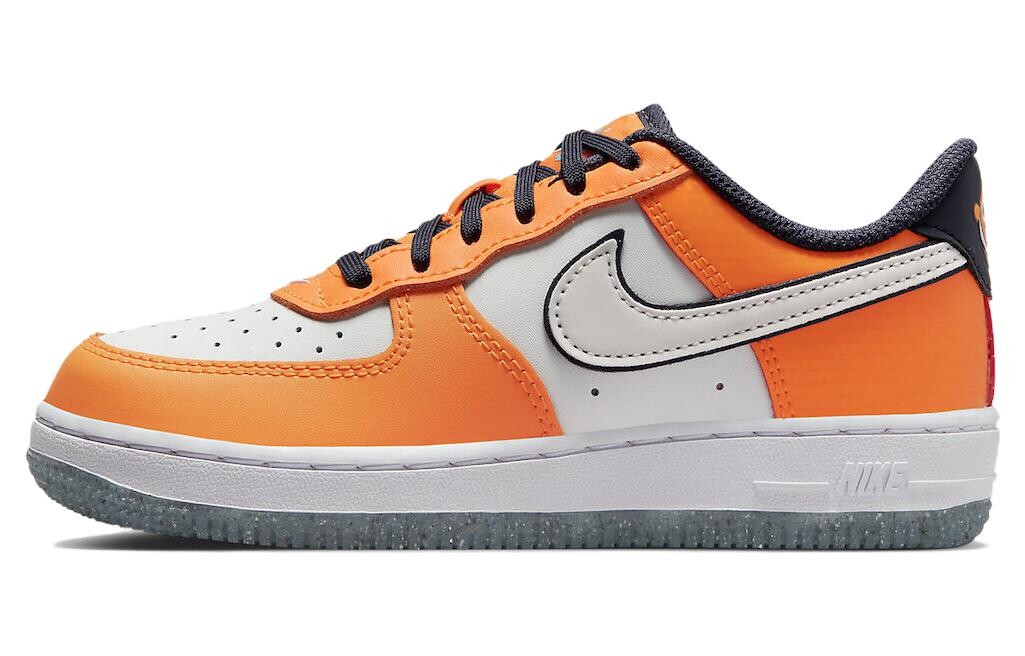 Детские кроссовки для скейтбординга Nike Air Force 1
Детские кроссовки для скейтбординга Nike Air Force 1