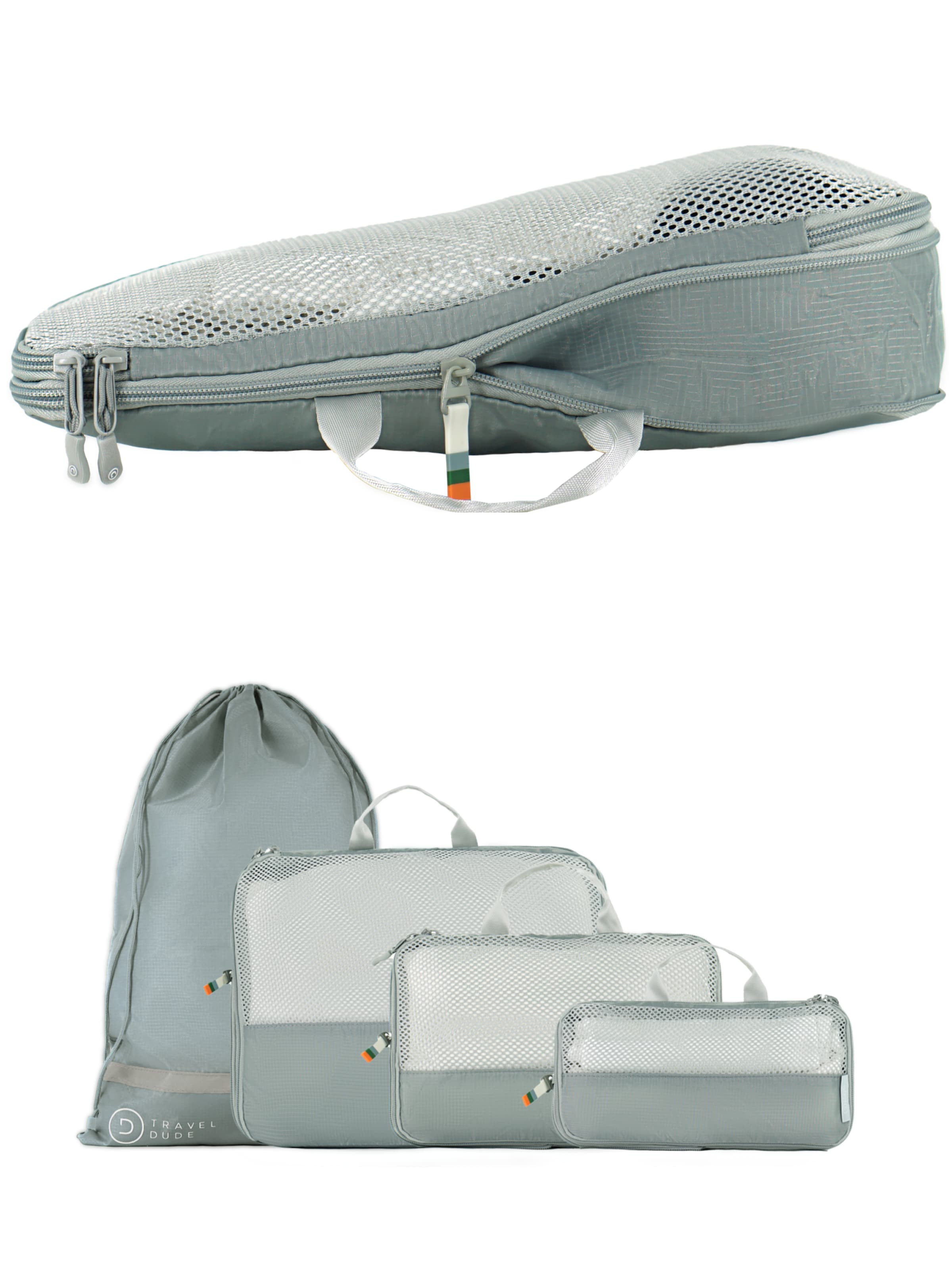 TRAVEL DUDE Дорожная сумка 'Packing Cubes Set 4 Teilig mit Kompression, Packwürfel, Packtaschen Set für Rucksack & Koffer' в светло-сером цвете
TRAVEL DUDE Дорожная сумка 'Packing Cubes Set 4 Teilig mit Kompression, Packwürfel, Packtaschen Set für Rucksack & Koffer' в светло-сером цвете