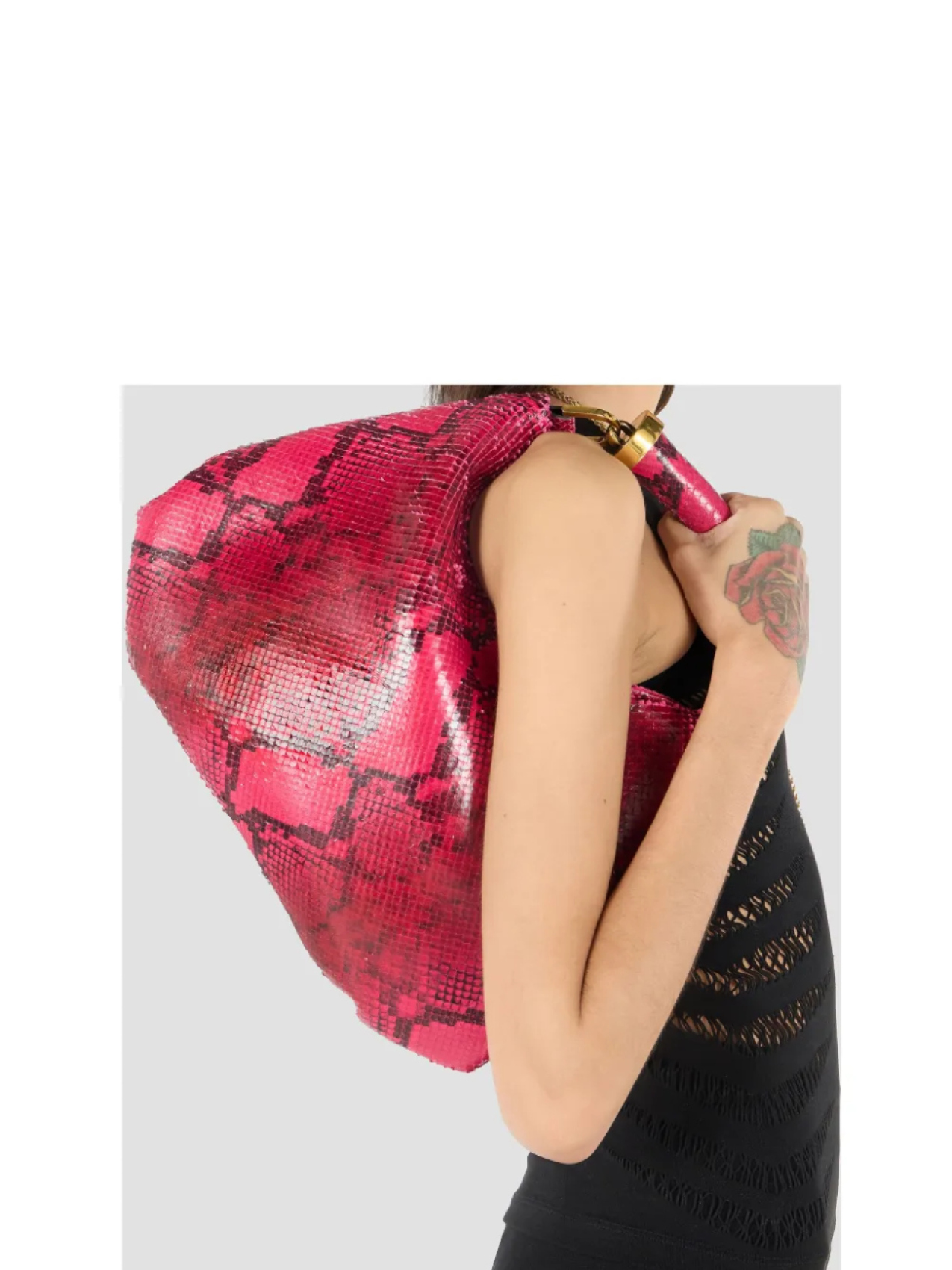 Сумка через плечо Roberto Cavalli со змеиным принтом, розовый
Сумка через плечо Roberto Cavalli со змеиным принтом, розовый