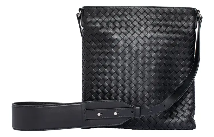 Bottega Veneta Сумка-мессенджер, наплечная сумка, сумка через плечо из коровьей кожи, маленький размер, мужская, черная
Bottega Veneta Сумка-мессенджер, наплечная сумка, сумка через плечо из коровьей кожи, маленький размер, мужская, черная