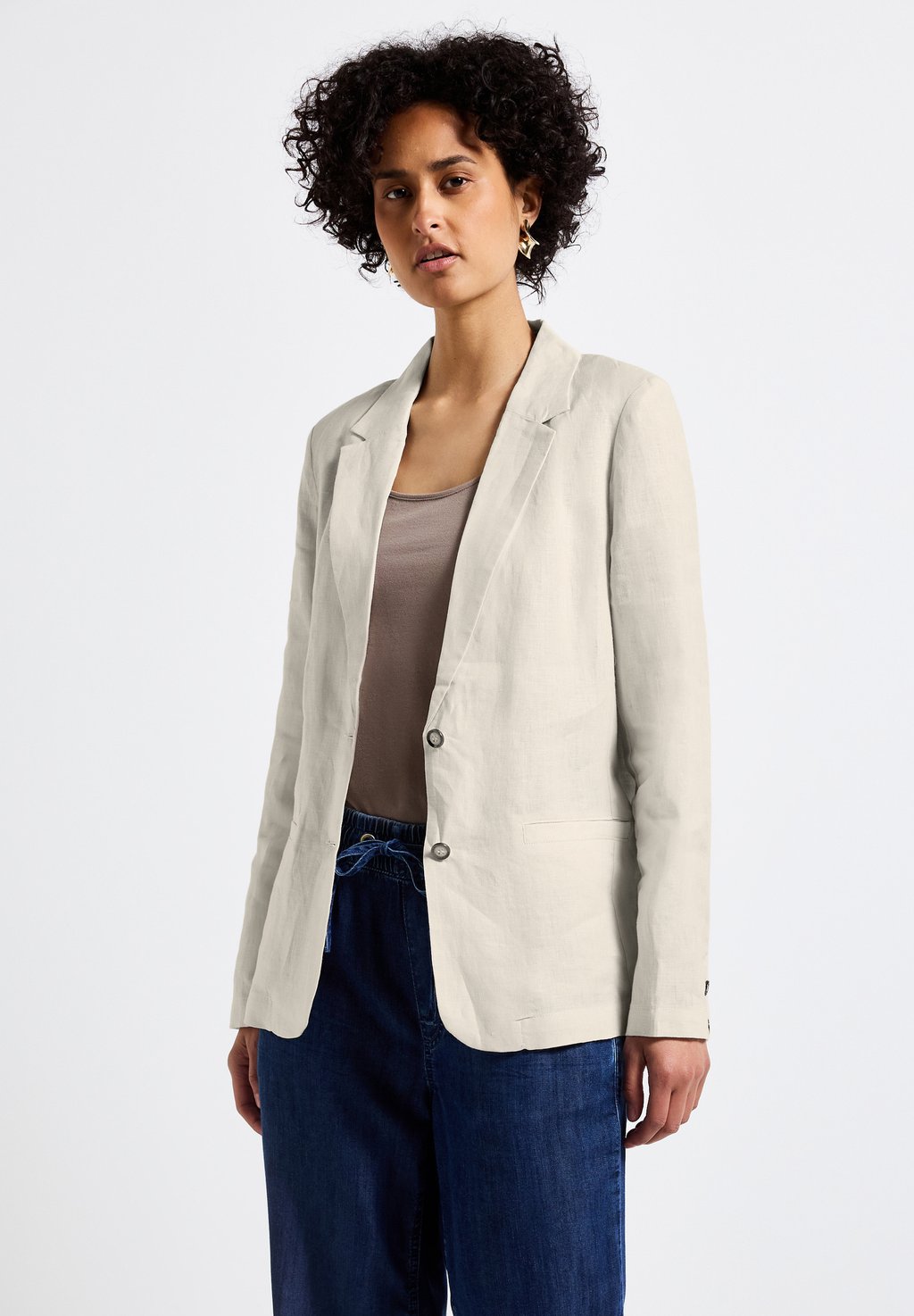 Блейзер Street One, песочный
Блейзер Street One, песочный