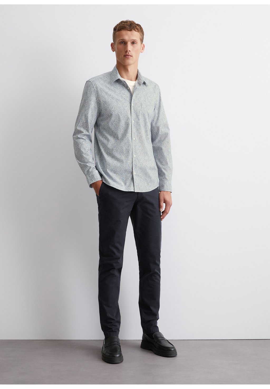 Рубашка MIT FEINEM ALLOVER-PRINT Marc O'Polo, синий
Рубашка MIT FEINEM ALLOVER-PRINT Marc O'Polo, синий