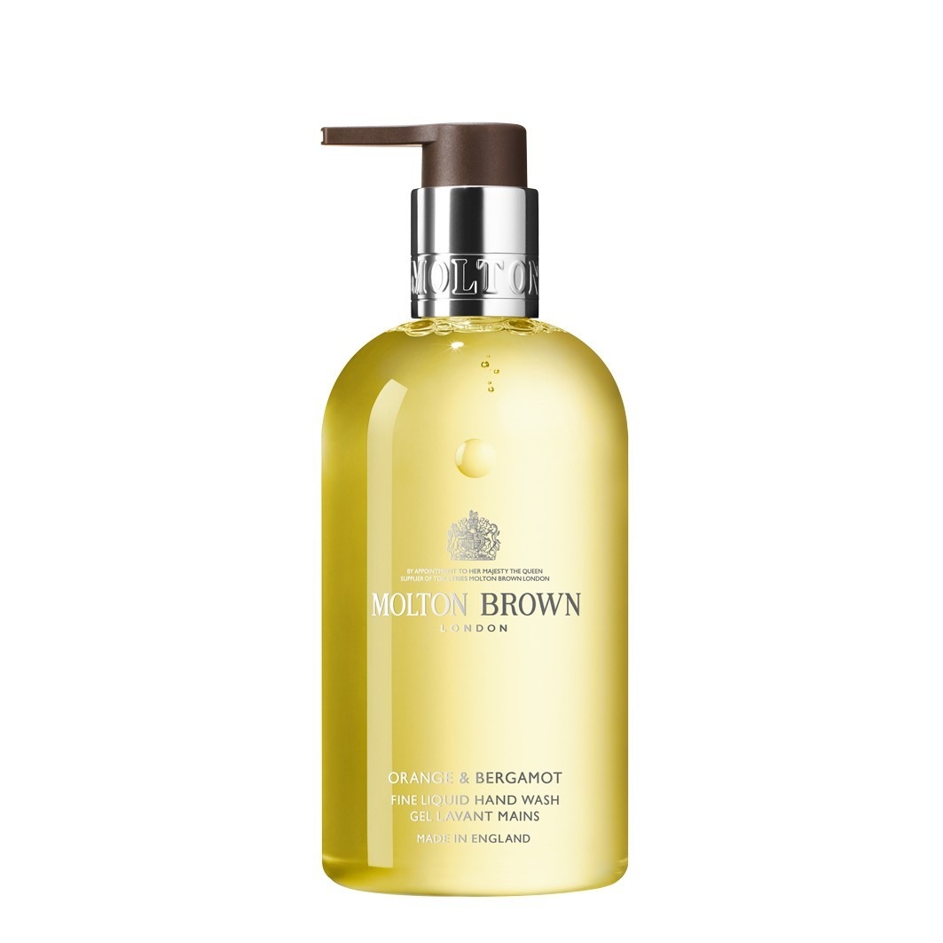 Гель для душа body essentials orange & bergamot bath & shower gel Molton Brown, объем 300 мл
Гель для душа body essentials orange & bergamot bath & shower gel Molton Brown, объем 300 мл