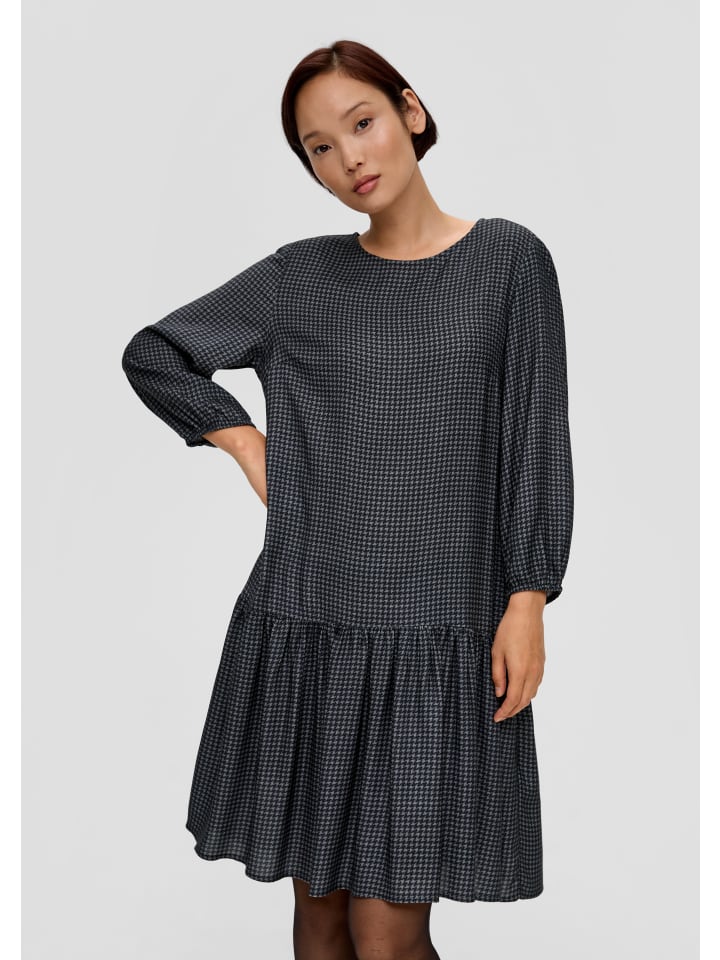 Короткое платье s.Oliver Kleid kurz, цвет Blau-olive
Короткое платье s.Oliver Kleid kurz, цвет Blau-olive