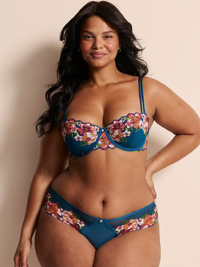 Бюстгальтер-Балконет Лизель Adore Me, синий
Бюстгальтер-Балконет Лизель Adore Me, синий