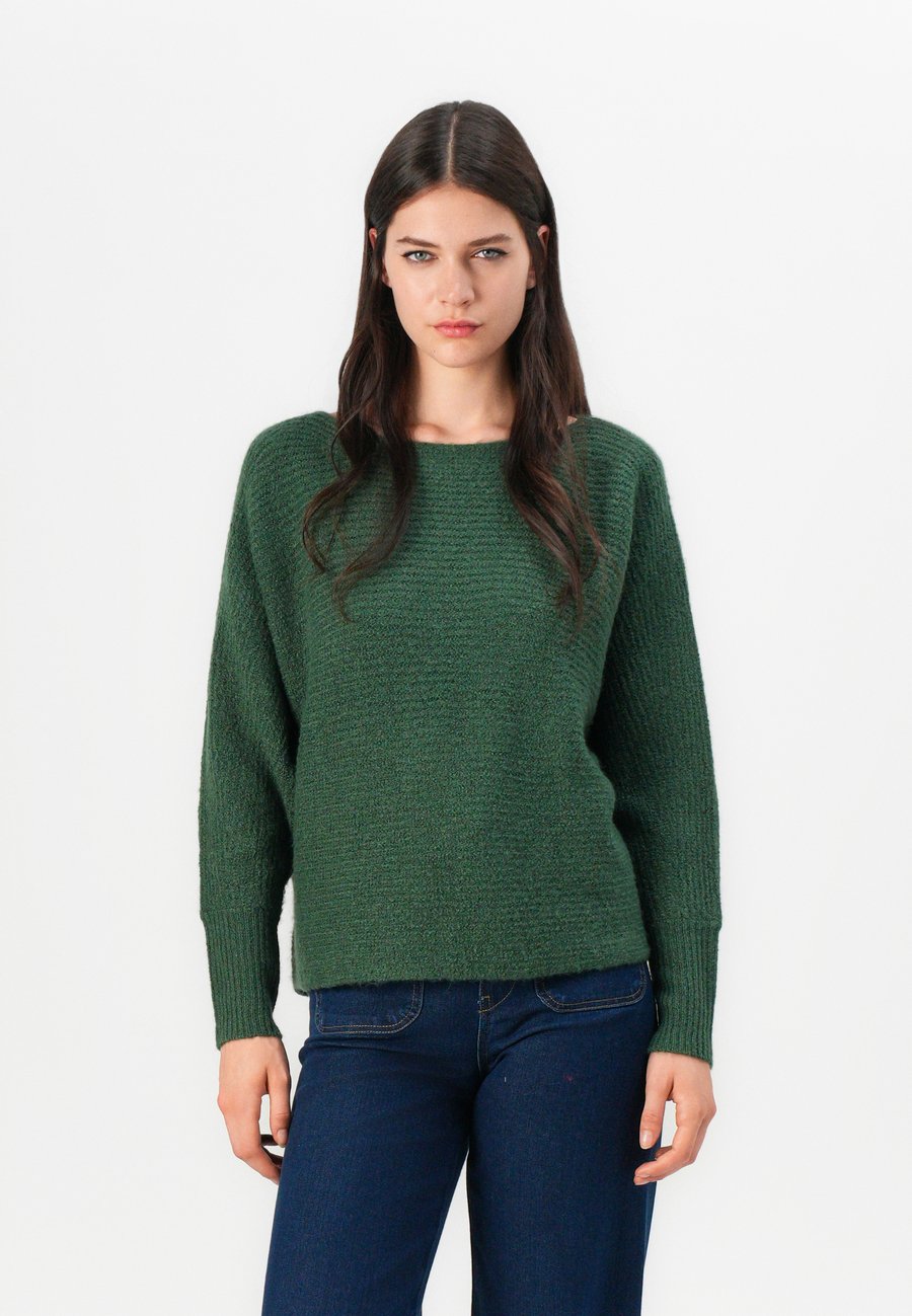 Джемпер ONLY ONLDANIELLA L/S NOOS, Pineneedle/Dark Green
Джемпер ONLY ONLDANIELLA L/S NOOS, Pineneedle/Dark Green