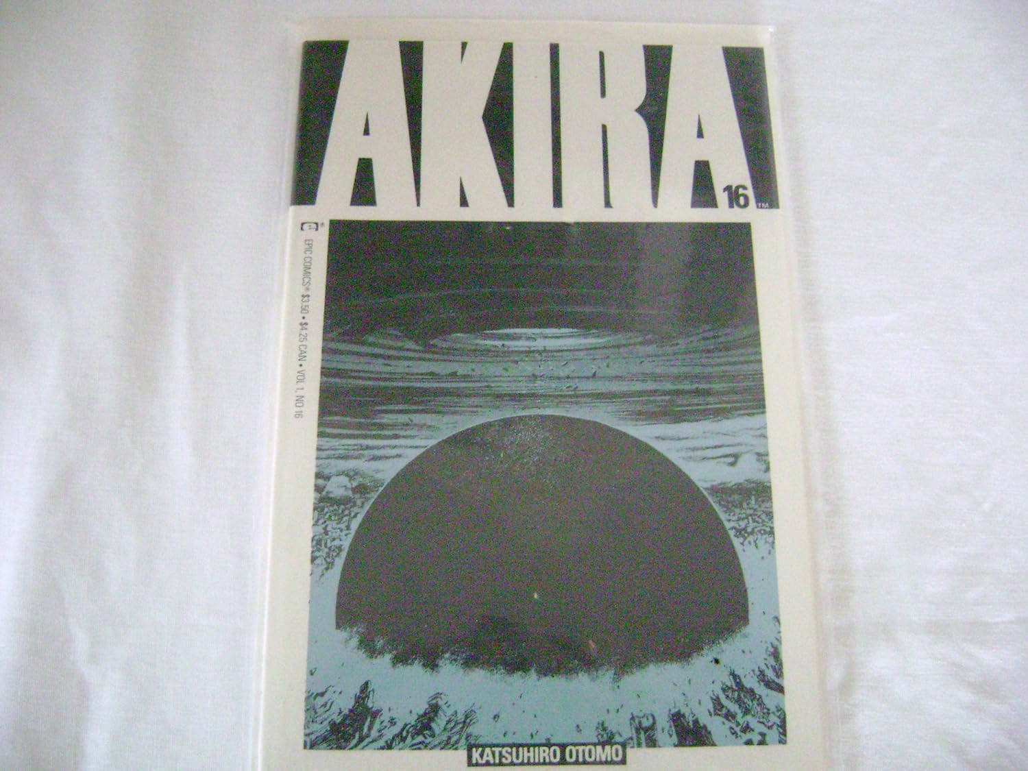 Akira #16: Akira Unleashed (Epic Comics)
Akira #16: Akira Unleashed (Epic Comics)