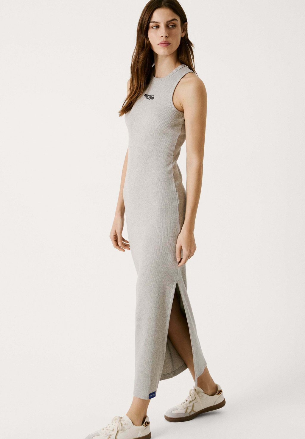 Платье-джемпер LOGO Red Bull Racing x Pepe Jeans, серый
Платье-джемпер LOGO Red Bull Racing x Pepe Jeans, серый