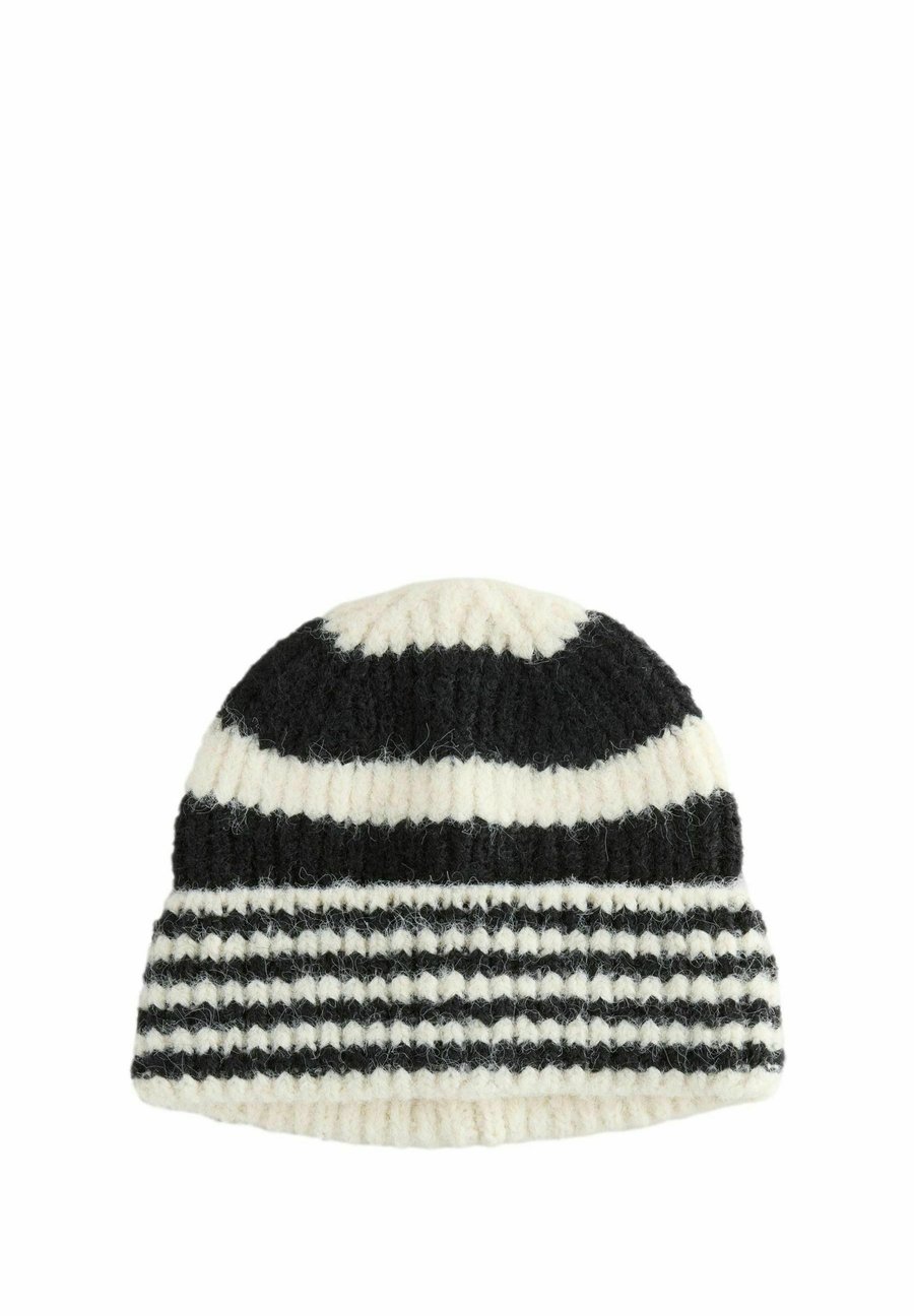 Шапка Next STRIPE, Black/White/Black
Шапка Next STRIPE, Black/White/Black