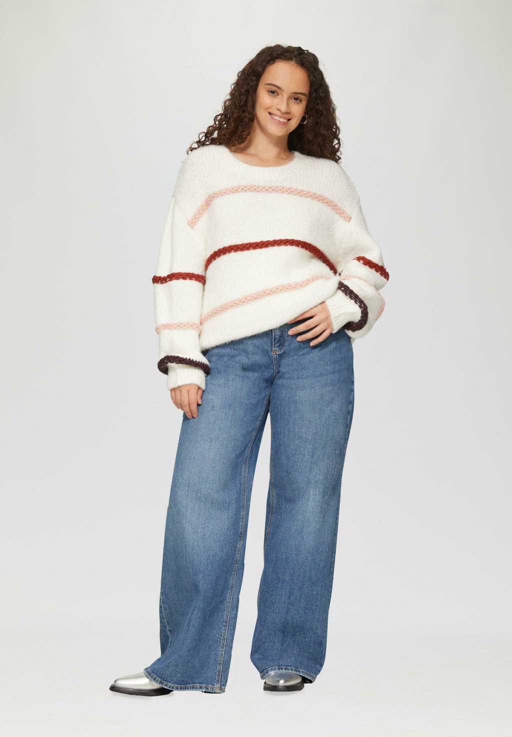 Джемпер FLAUSCHIGER MIT ÜBERSCHNITTENEN SCHULTERN QS, белый
Джемпер FLAUSCHIGER MIT ÜBERSCHNITTENEN SCHULTERN QS, белый