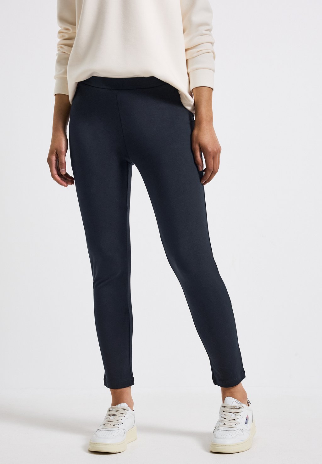 Леггинсы 7/8 Street One, темно-синий
Леггинсы 7/8 Street One, темно-синий