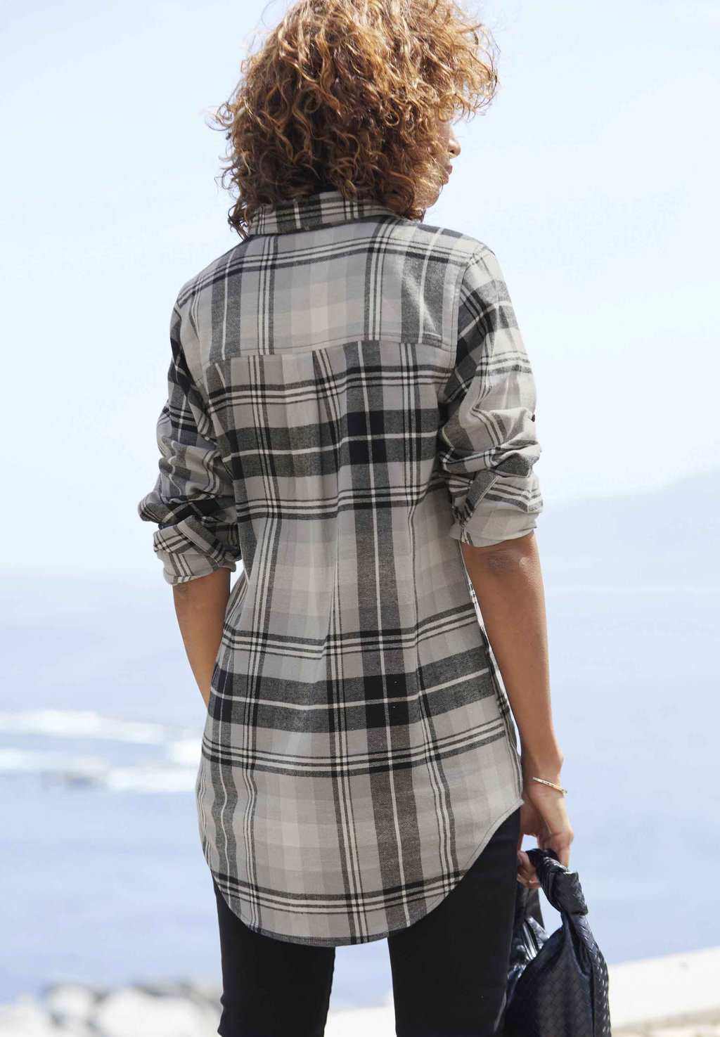 Блузка на пуговицах KARO Buffalo, черный
Блузка на пуговицах KARO Buffalo, черный