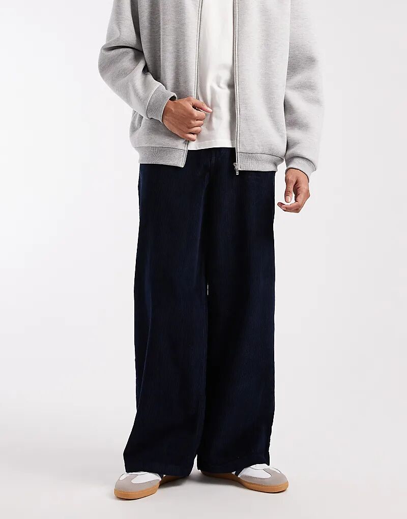 Свободные брюки ASOS DESIGN из темно-синего вельвета
Свободные брюки ASOS DESIGN из темно-синего вельвета